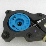 Oriģinālais MINI R56 R55 Priekšējais labās puses loga regulators 51332756084, 2756084