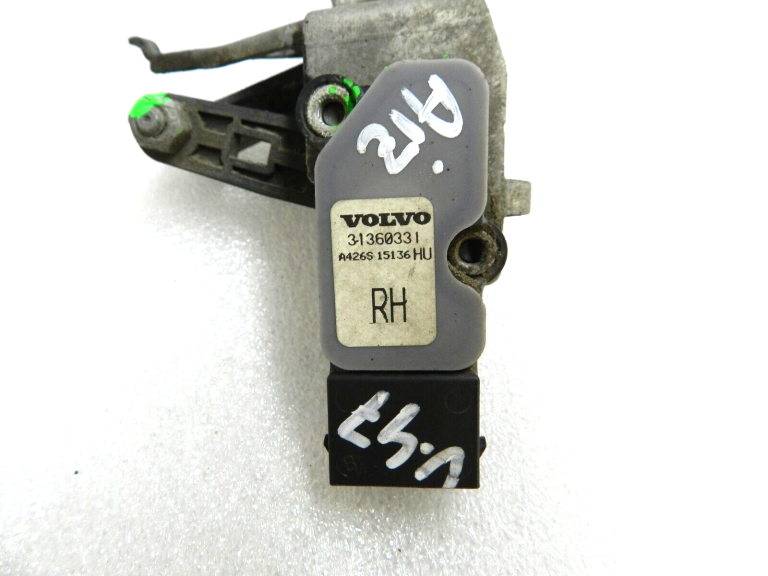 Volvo V90 XC60 XC90 II Augstuma sensors aizmugurējā labajā pusē 31360331