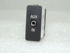 BMW MINI R52 R55 R56 R57 гнездо AUX-IN 84109237655 9237655