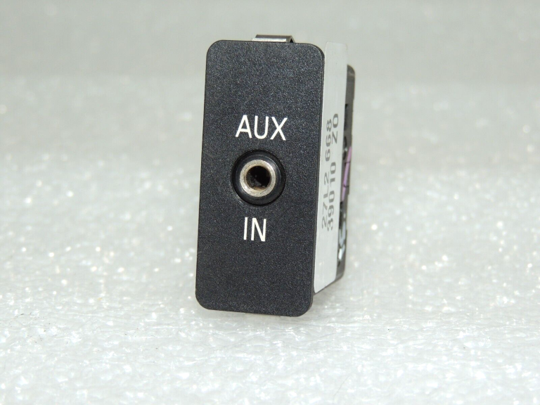 BMW MINI R52 R55 R56 R57 AUX-IN ligzda 84109237655 9237655