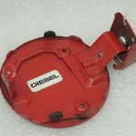Oriģināls Suzuki Swift I degvielas uzpildes aizbīdnis ZCF BRIGHT RED SLD 64850-63J00