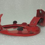 Oriģināls Suzuki Swift I degvielas uzpildes aizbīdnis ZCF BRIGHT RED SLD 64850-63J00