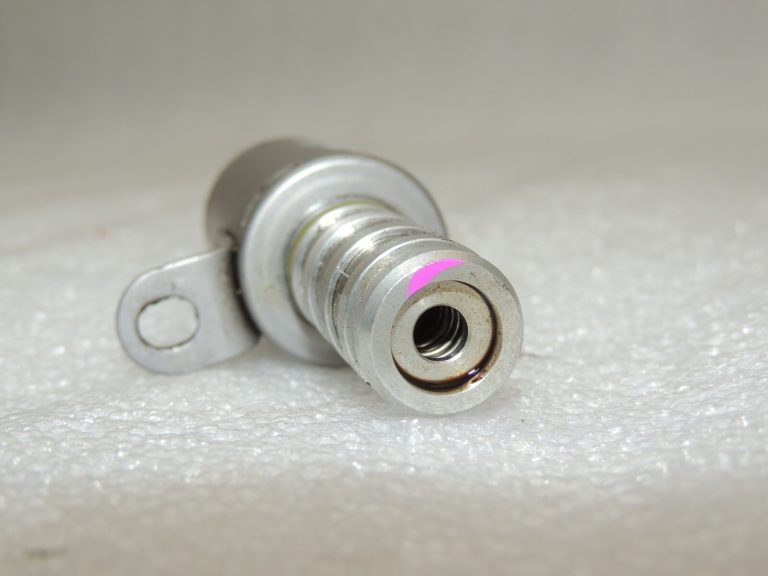 BMW 1 3 MINI R55 līdz R61 Citroen Peugeot 1.6i 1.2i Solenoīda vārsts 11368610388