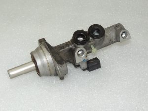 VW Golf Beetle Jetta Seat Leon Bremžu galvenais cilindrs 1K1614019M