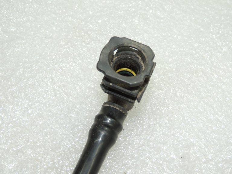 Opel Insignia B 1.5i degvielas padeves līnija 84217397