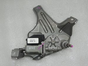 Toyota Yaris P13 Aizmugurējā tīrītāja motors 851300D190