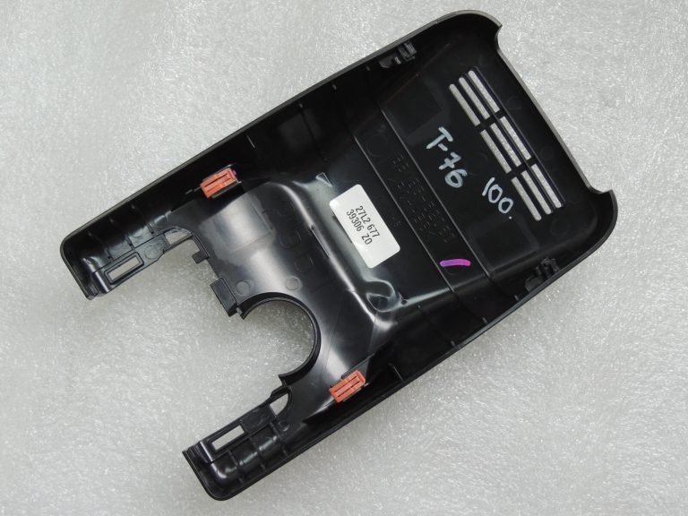 Toyota Yaris P13 atpakaļskata spoguļa pārsegs 8818452060