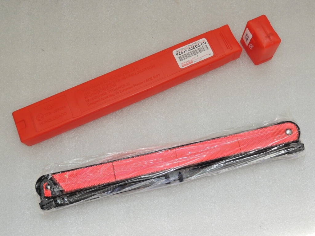OEM Toyota warning triangle PZ49S-00EC0-EU