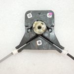 Toyota Yaris P13 aizmugurējais kreisais loga regulators 69840K0020