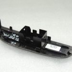 Toyota Yaris P13 Logu slēdža vāks priekšējais labais 74231K0080