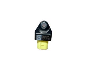 Toyota Yaris IV (XP210) Датчик удара сзади 89831-0d140