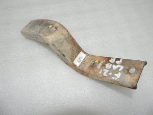 Ford Ranger P375 Pakāpiena kronšteins priekšējais labais kreisais 2262896