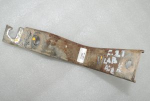 Ford Ranger P375 Pakāpiena kronšteins aizmugurējais labais kreisais 2262896