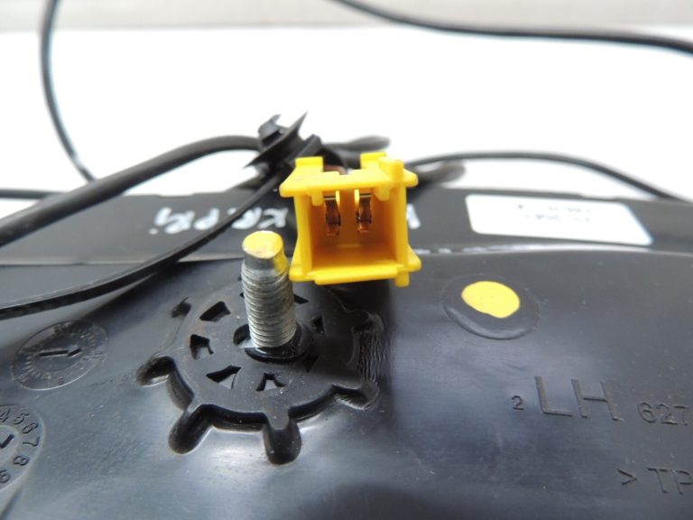 Opel Corsa E sēdekļa drošības modulis priekšējais kreisais 96853001