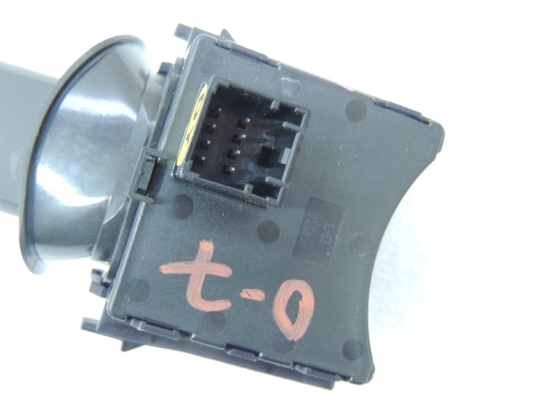 Opel Insignia Astra J Meriva B Zafira C Adam Corsa E Tīrītāju slēdzis 95994799
