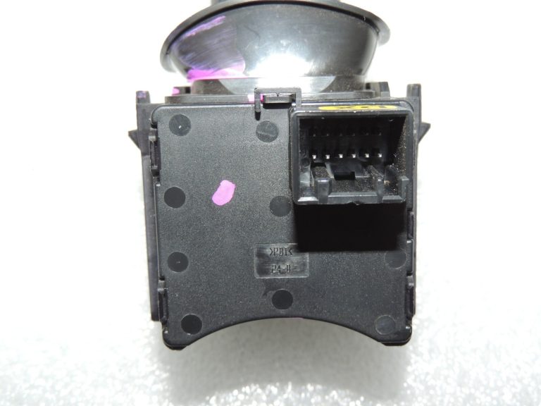 Opel Insignia Astra J Meriva B Zafira C Adam Corsa E Indikatora slēdzis 20941129