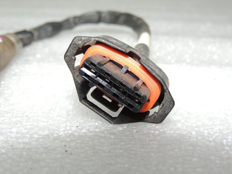 Oriģinālais Opel Saab Chervrolet lambda sensors 55562206