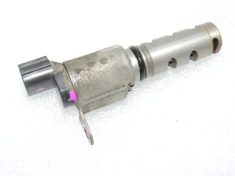 Oriģināls Toyota 1.6 1.8i 2.0 2ZR-FAE Ieplūdes solenoīda vārsts 153300T050