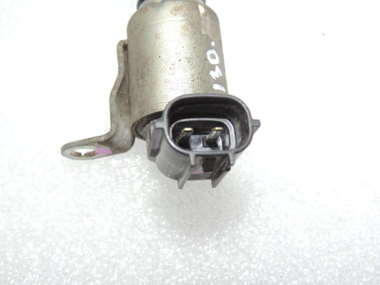 Oriģināls Toyota 1.6 1.8i 2.0 2ZR-FAE Izplūdes gāzu solenoīda vārsts 153300T060
