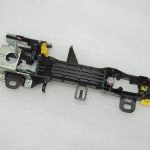 Toyota Avensis T27 R2 Ārējo durvju rokturu turētājs priekšējais kreisais 6920205040