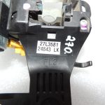 Toyota Avensis T27 R2 Ārējo durvju rokturu turētājs priekšējais kreisais 6920205040