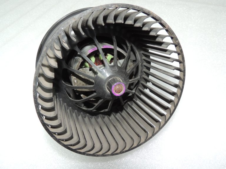 Ford Focus II III C-MAX MONDEO TRANSIT ventilatora motors 3M5H-18456-EC