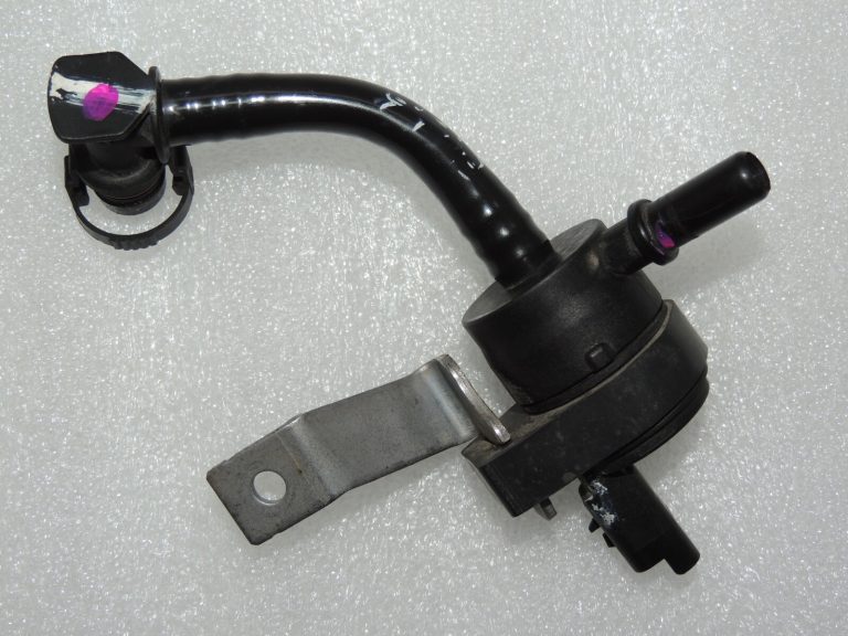 Citroen C3 1.6i EP6C Vakuuma vārsta solenoīda vārsts V754196180-03