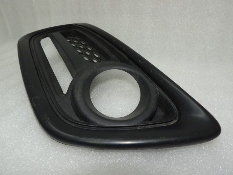 Renault Captur J87 Priekšējais miglas lukturu vāks 620752406R