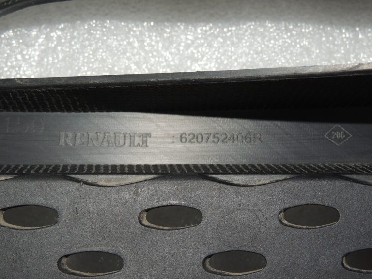 Renault Captur J87 Priekšējais miglas lukturu vāks 620752406R