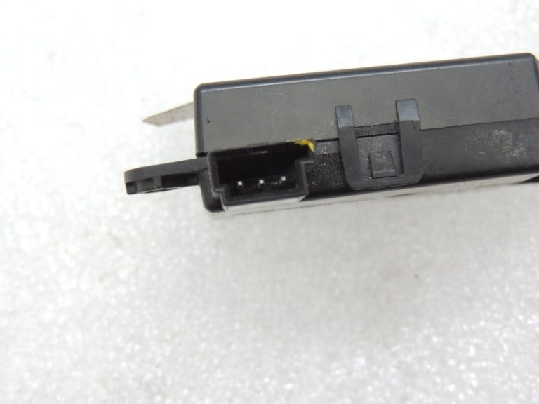 Opel Mokka Insignia Astra Corsa imobilaizera nolasīšanas spoles vadības bloks 42444553
