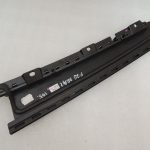 Ford Focus III durvju vāks kreisais centrālais 1751093
