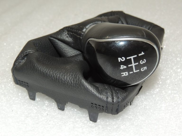 Ford Focus III pārnesumkārbas poga pārnesumu pārslēgšanas sviras bagāžnieks 2184223 2194128