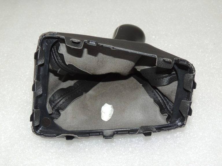 Ford Focus III pārnesumkārbas poga pārnesumu pārslēgšanas sviras bagāžnieks 2184223 2194128