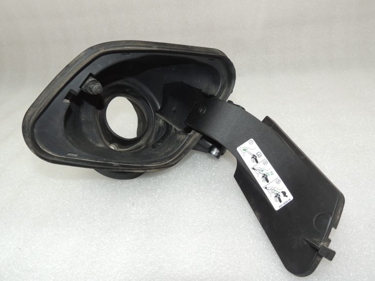 Ford Focus III degvielas uzpildes vāka eņģe degvielas aizbīdnis 1768207