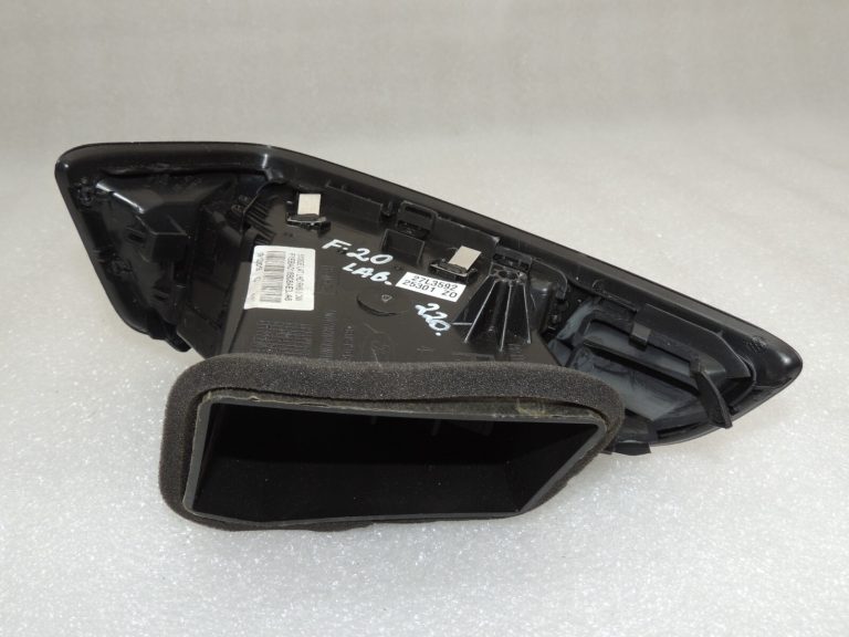 Ford Focus III Gaisa ventilācijas atveres priekšējā labā 1903521