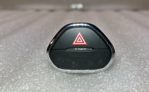 Opel Corsa E avārijas bākuguns slēdzis avārijas bākuguns slēdzis poga indikators 13363976