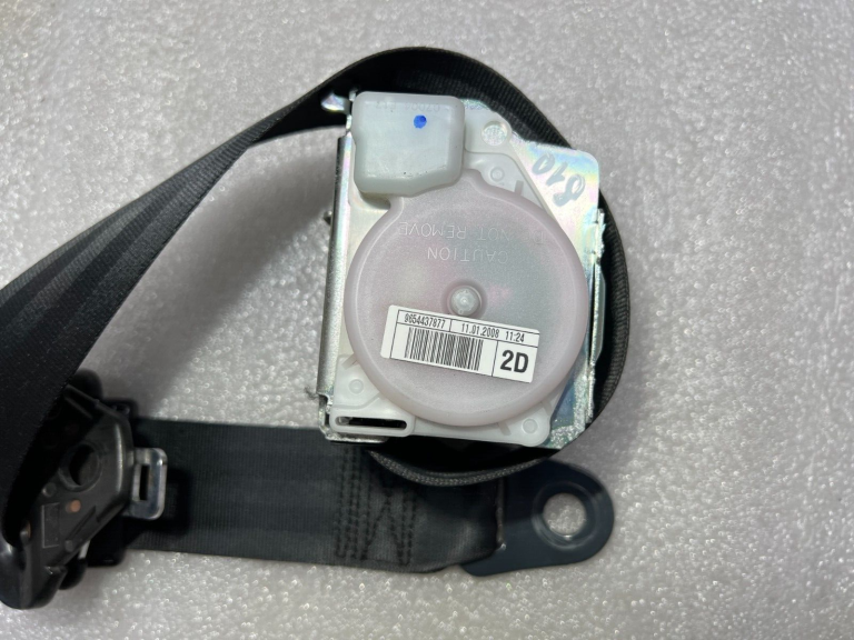 Citroen C4 Grand Picasso Aizmugurējā drošības josta, labajā pusē 9654437877