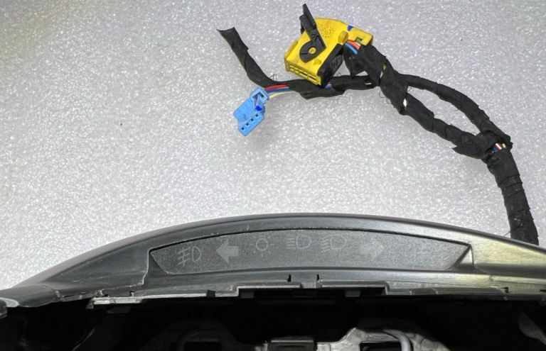 Citroen C4 Grand Picasso oriģināls stūres kolonnas slēdzis 6242Y8