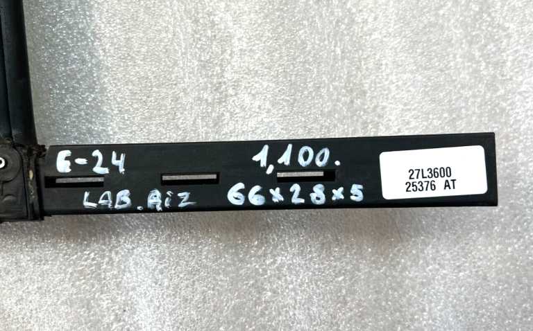 Citroen C4 Grand Picasso Oriģināls stikls fiksēta pieslēguma aizmugurējais labais 9204L5