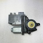 Citroen C4 Grand Picasso oriģinālais kreisais priekšējais loga motors 9682495680