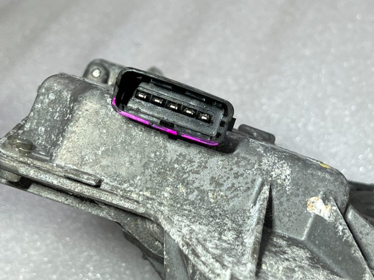 Citroen C4 Grand Picasso Oriģinālais tīrītāja motors priekšējā labajā pusē 9682484780