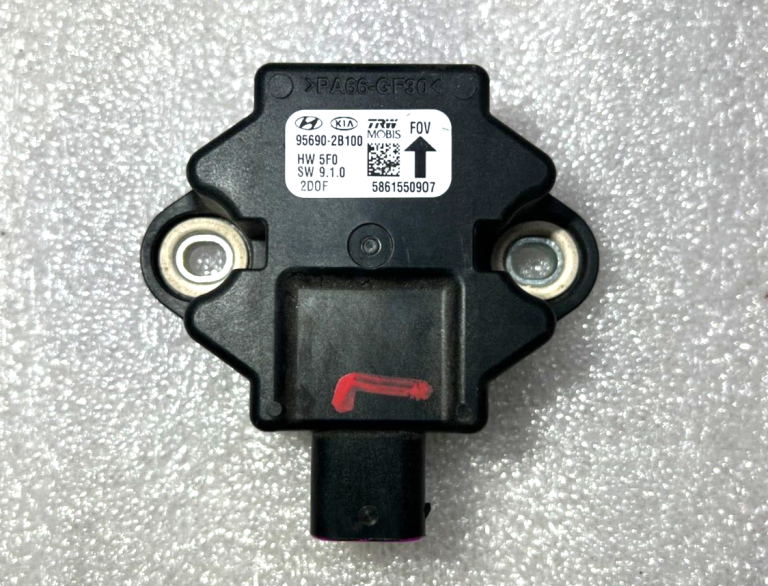 Hyundai i30 paātrinājuma sensors 95690-2B100