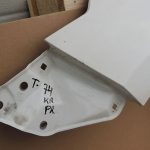 Toyota Corolla E18 13-18 Sedana priekšējais kreisais dubļu aizsargs Krāsa kreisais spārns 040