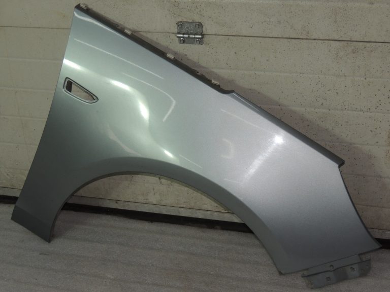 Opel Zafira C dubļusargs priekšējais labais GEV 13355188