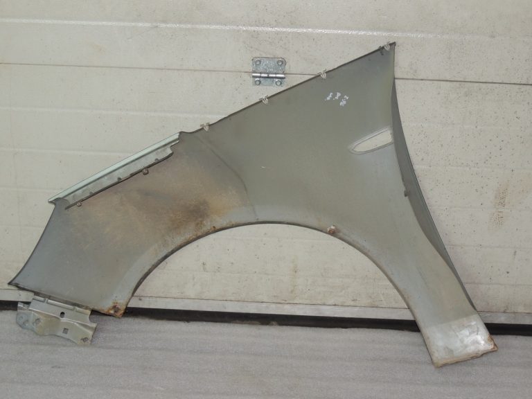 Opel Zafira C dubļusargs priekšējais labais GEV 13355188