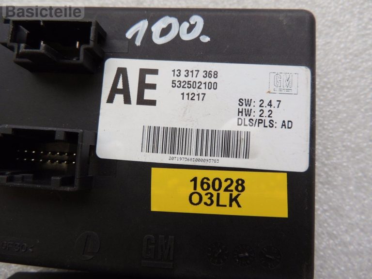Opel Insignia A Sports Tourer G09 Aizmugurējo lukturu vadības bloks Aizmugurējais lukturis 13407207