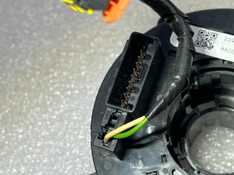 Opel Corsa E Slīdēšanas gredzens gaisa spilvenu stūres ritenis 22914039