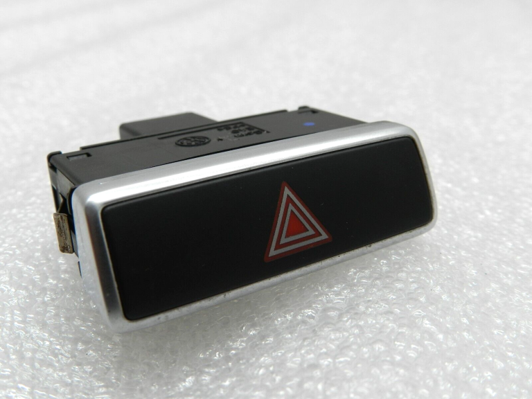 VW Scharan 7N oriģinālais avārijas signalizācijas slēdzis 7N0953509C