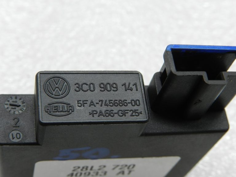 VW Scharan 7N oriģinālā bezatslēgas antena Kessy 3C0909141
