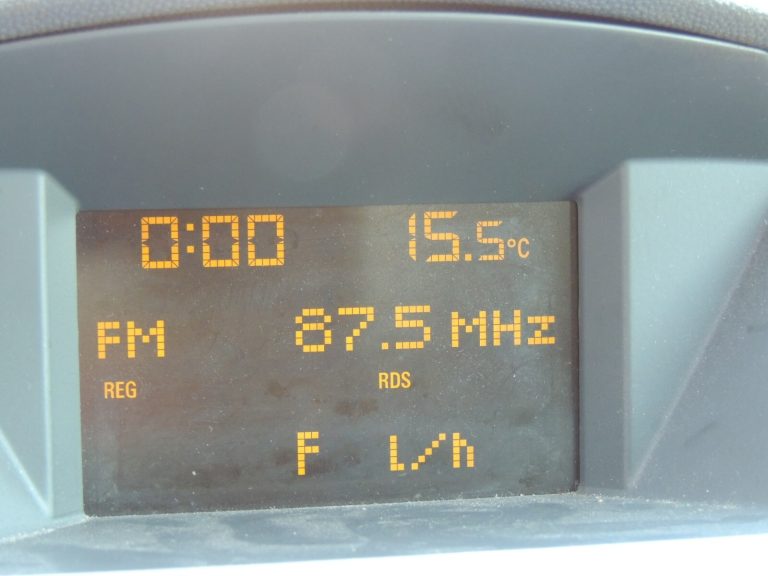 Opel Zafira B Astra H Oriģinālais daudzfunkciju displejs RESET 13276999